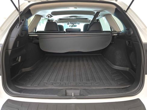 Used 2019 Subaru Outback 3.6R Limited w/ Popular Package #2 AWD/4WD image 30