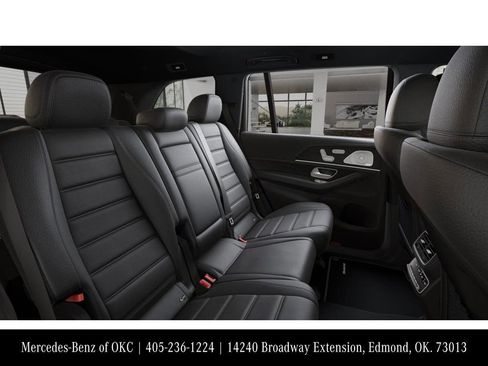 New 2026 Mercedes-Benz GLS 580 4MATIC image 5