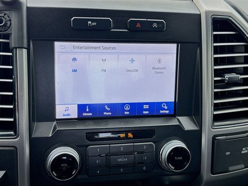 Used 2019 Ford F150 Platinum image 11