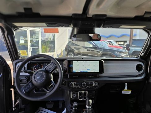 Used 2026 Jeep Wrangler Sport S image 4