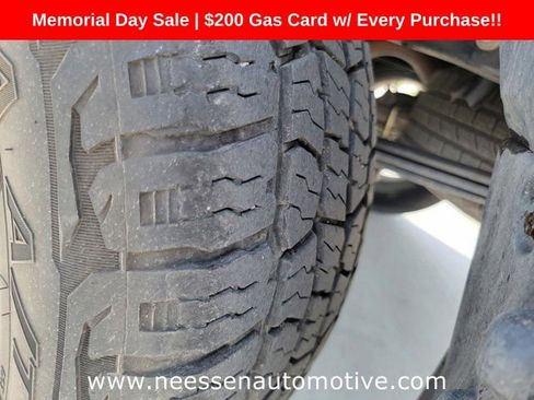 Used 2019 Toyota Tundra SR5 w/ SR5 Upgrade Package AWD/4WD image 41