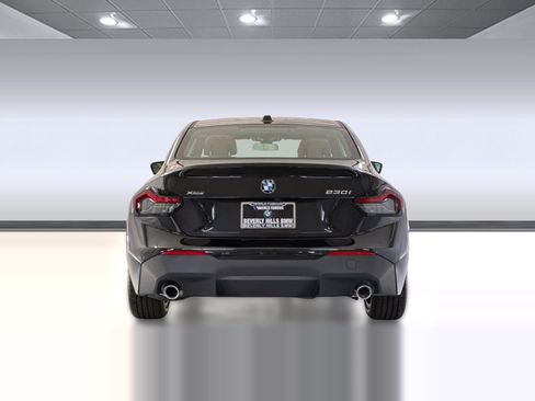 Used 2026 BMW 230i xDrive Coupe w/ Convenience Package AWD/4WD image 10