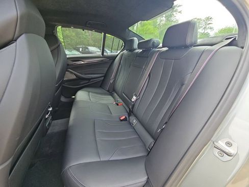 Used 2021 BMW M5 w/ Competition Package image 18