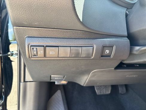 Used 2026 Toyota Corolla LE FWD image 25