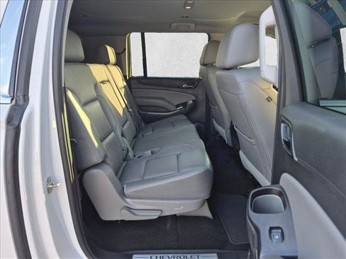 Used 2017 Chevrolet Suburban LT w/ Luxury Package RWD image 20