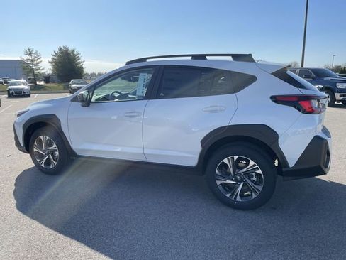 Used 2026 Subaru Crosstrek 2.5i Premium AWD/4WD image 3