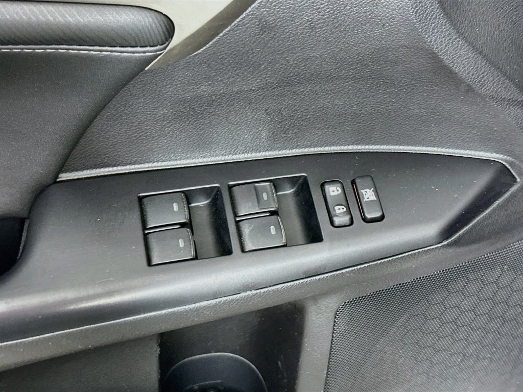 Used 2015 Lexus CT 200h w/ Seat Comfort Package FWD image 18