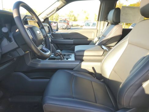 New 2025 Ford F150 XLT w/ Equipment Group 303A High image 19