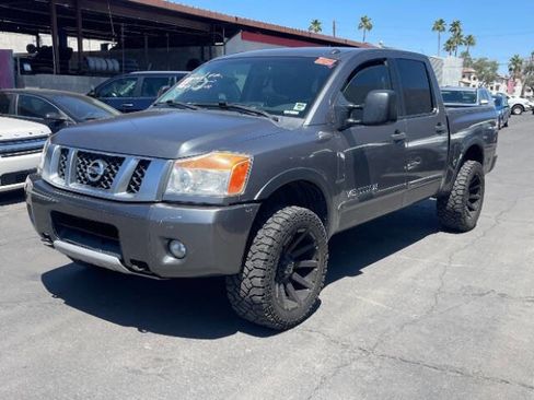 Used 2015 Nissan Titan PRO-4X w/ Pro-4x Luxury Package AWD/4WD image 7
