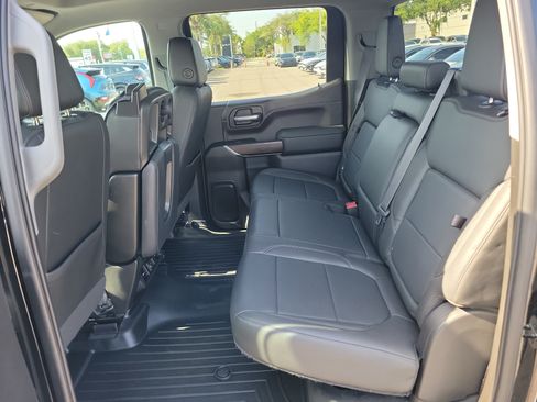 Used 2022 GMC Sierra 1500 SLT AWD/4WD image 14