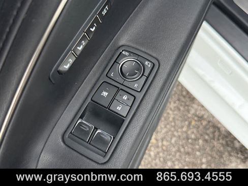 Used 2018 Lexus LC 500 Coupe w/ Touring Package RWD image 14