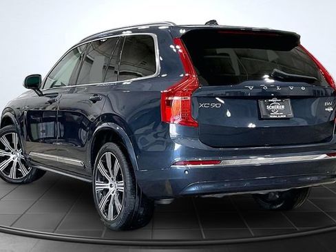 Certified 2023 Volvo XC90 B6 Ultimate w/ Lounge Package AWD/4WD image 16