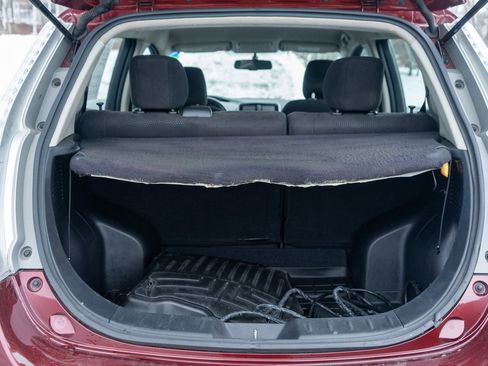 Used 2016 Nissan Leaf SV image 9