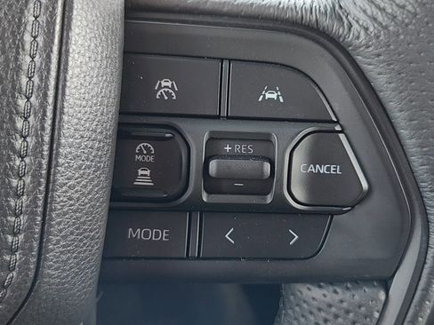 Used 2025 Toyota Tacoma TRD Pro image 13