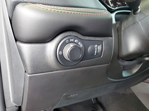 Certified 2023 Dodge Durango R/T w/ Tow 'N Go Package AWD/4WD image 22