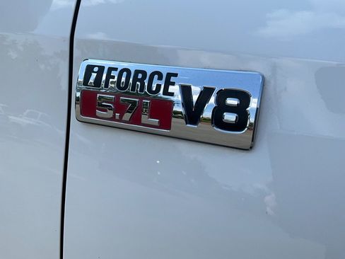 Used 2010 Toyota Tundra 4x4 Double Cab image 10