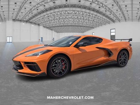 Used 2023 Chevrolet Corvette Stingray w/ Z51 Performance Package image 3
