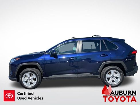 Used 2021 Toyota RAV4 XLE w/ Convenience Package AWD/4WD image 5