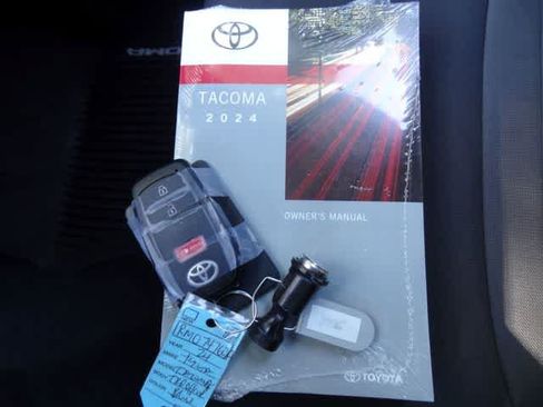 Used 2024 Toyota Tacoma TRD Off-Road w/ TRD Off Road Upgrade Package AWD/4WD image 44