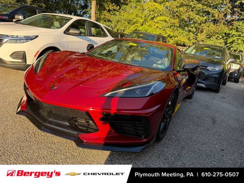 Used 2021 Chevrolet Corvette Stingray Coupe w/ 1LT RWD image 5