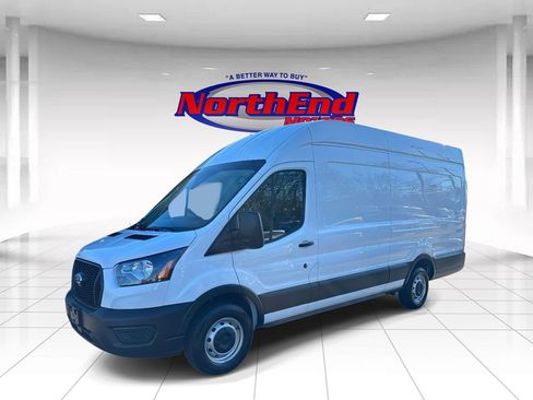 Used 2023 Ford Transit 250 148 High Roof Extended image 5