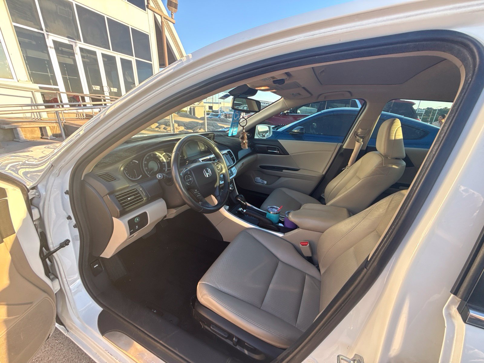 Used 2014 Honda Accord EX-L image 6