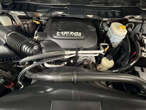 Used 2018 RAM 2500 Tradesman w/ Chrome Appearance Group AWD/4WD image 23
