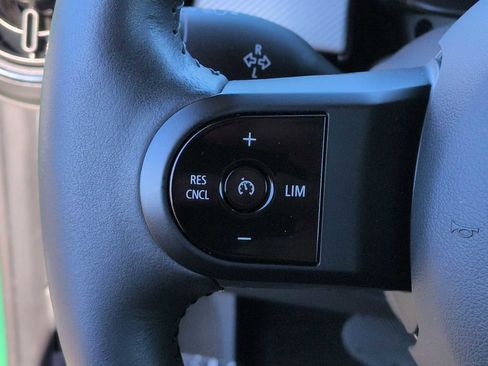 Certified 2024 MINI Cooper SE image 23