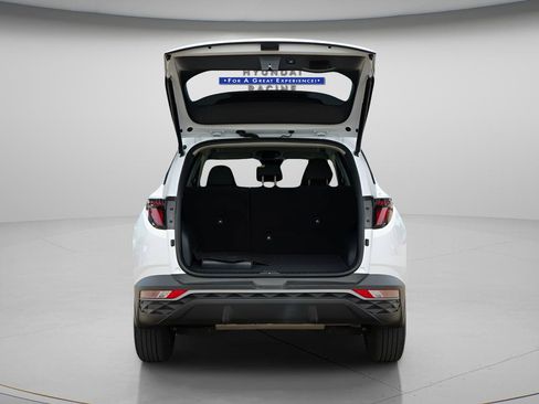 Certified 2024 Hyundai Tucson SEL AWD/4WD image 10