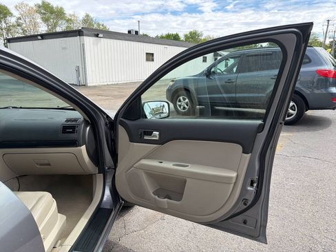 Used 2006 Ford Fusion SEL FWD image 31
