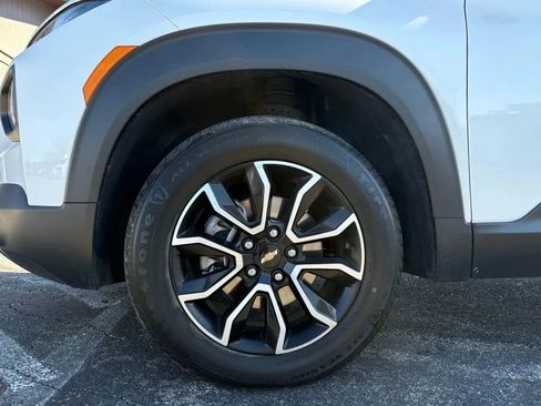 Used 2021 Chevrolet TrailBlazer ACTIV w/ Driver Confidence Package AWD/4WD image 25