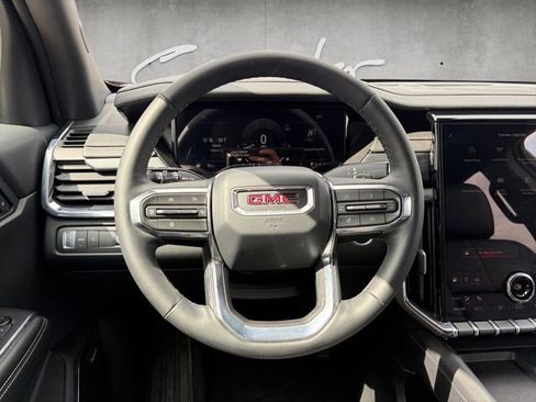 Certified 2025 GMC Acadia Elevation w/ Elevation Premium Package image 22