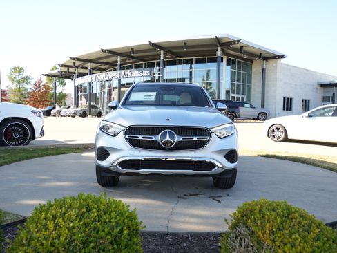 New 2026 Mercedes-Benz GLC 300 4MATIC image 2