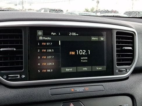 Used 2020 Kia Sportage S image 17