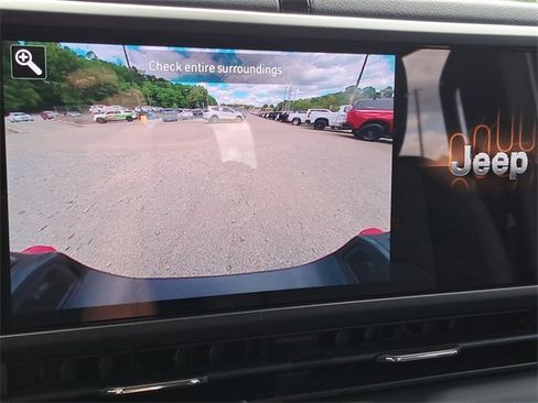 Used 2024 Jeep Gladiator Rubicon w/ Safety Group image 14