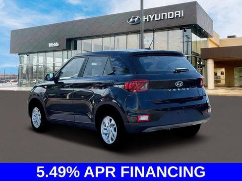 New 2026 Hyundai Venue SE FWD image 5