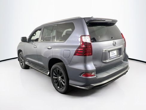 Used 2022 Lexus GX 460 Premium w/ Accessory Package image 7