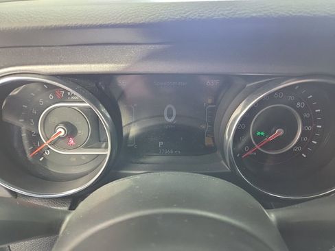 Used 2021 Jeep Gladiator Mojave AWD/4WD image 13