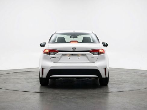 Used 2025 Toyota Corolla LE FWD image 7