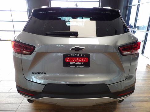 Used 2024 Chevrolet Blazer LT w/ Convenience Package image 7