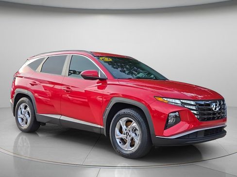 Used 2023 Hyundai Tucson SEL FWD image 9