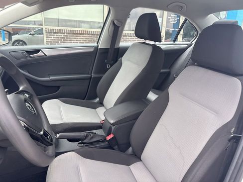Used 2017 Volkswagen Jetta S FWD image 11