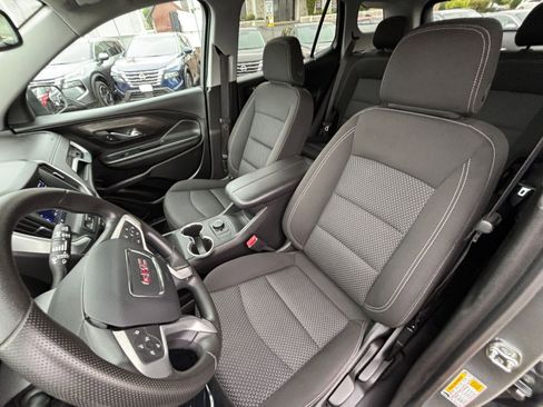 Used 2024 GMC Terrain SLE FWD image 35