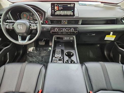 Used 2025 Honda Pilot EX-L image 17