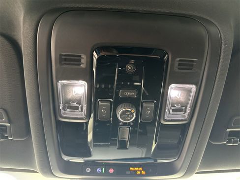 New 2026 GMC Yukon Elevation image 26