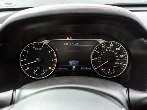 Used 2024 Nissan Altima 2.5 SR image 14