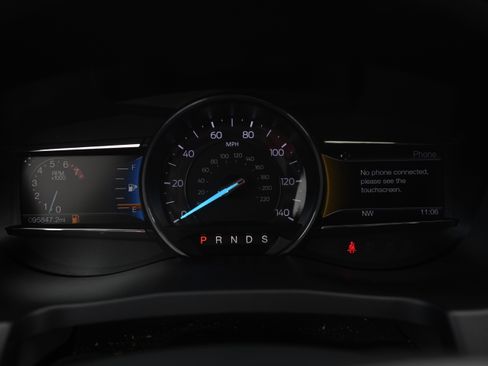 Used 2017 Ford Explorer Limited w/ Equipment Group 301A FWD image 18