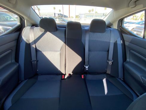 Used 2025 Nissan Versa SV image 36