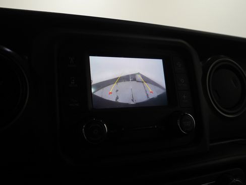 Used 2021 Jeep Wrangler Sport AWD/4WD image 25