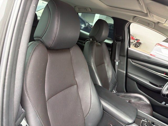 Used 2020 MAZDA MAZDA3 AWD Sedan w/ Premium Package image 8